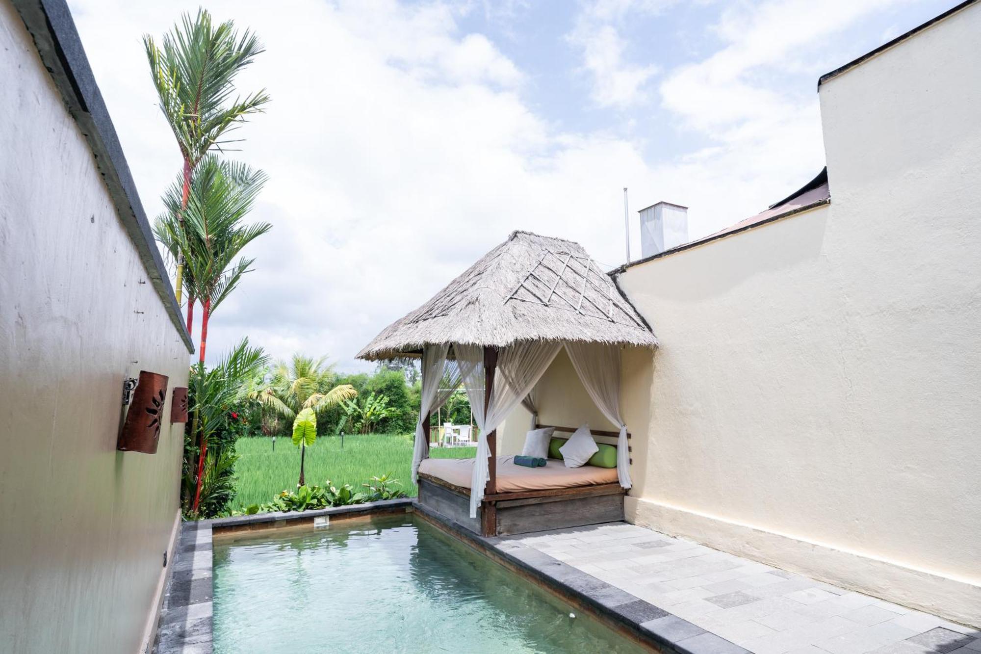 Alam Puisi Villa Ubud Exterior photo